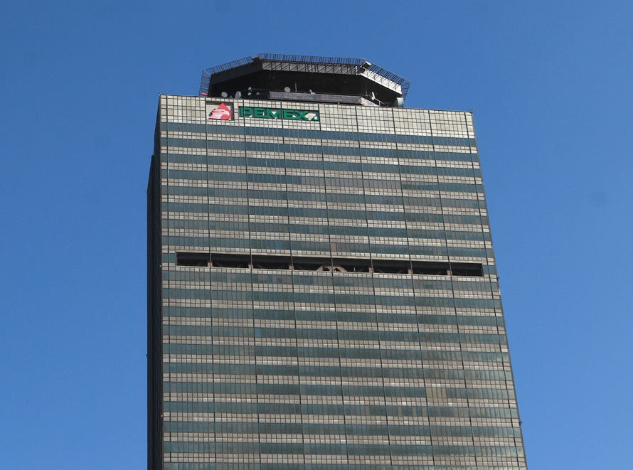 Elizabeth González Garduño asume la dirección de Finanzas en Pemex