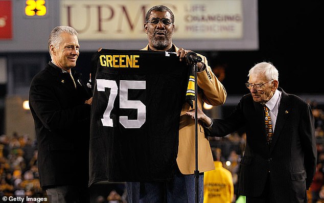 Steelers forced to clarify NFL legend is still alive after rumors he had  died went viral