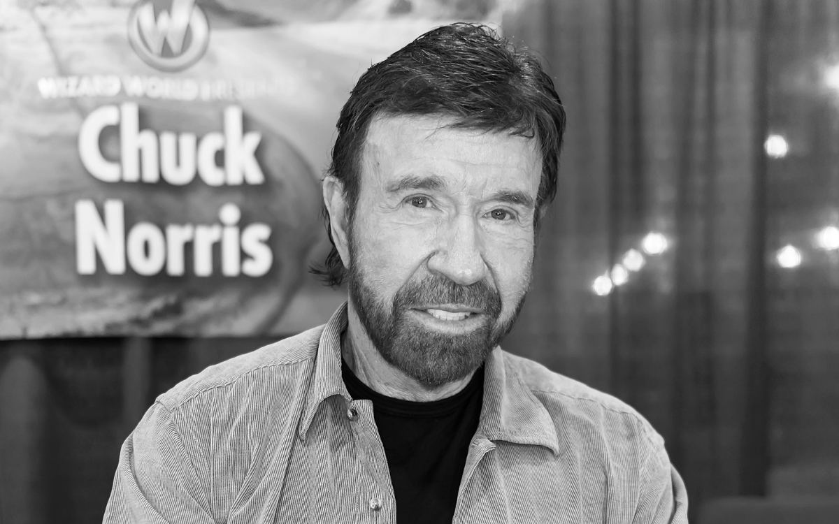 Global tributes pour in for Chuck Norris