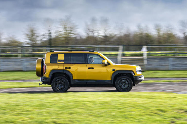Denza B5: We drive the 677bhp Chinese Defender