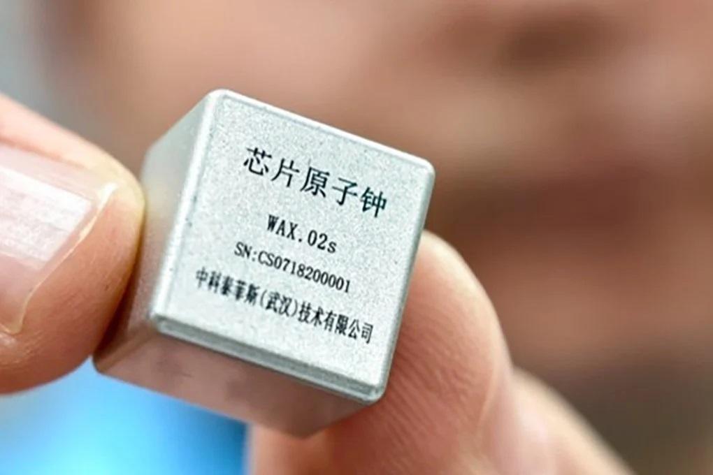 kleiner-als-ein-spielw-rfel-china-baut-die-kleinste-atomuhr-der-welt