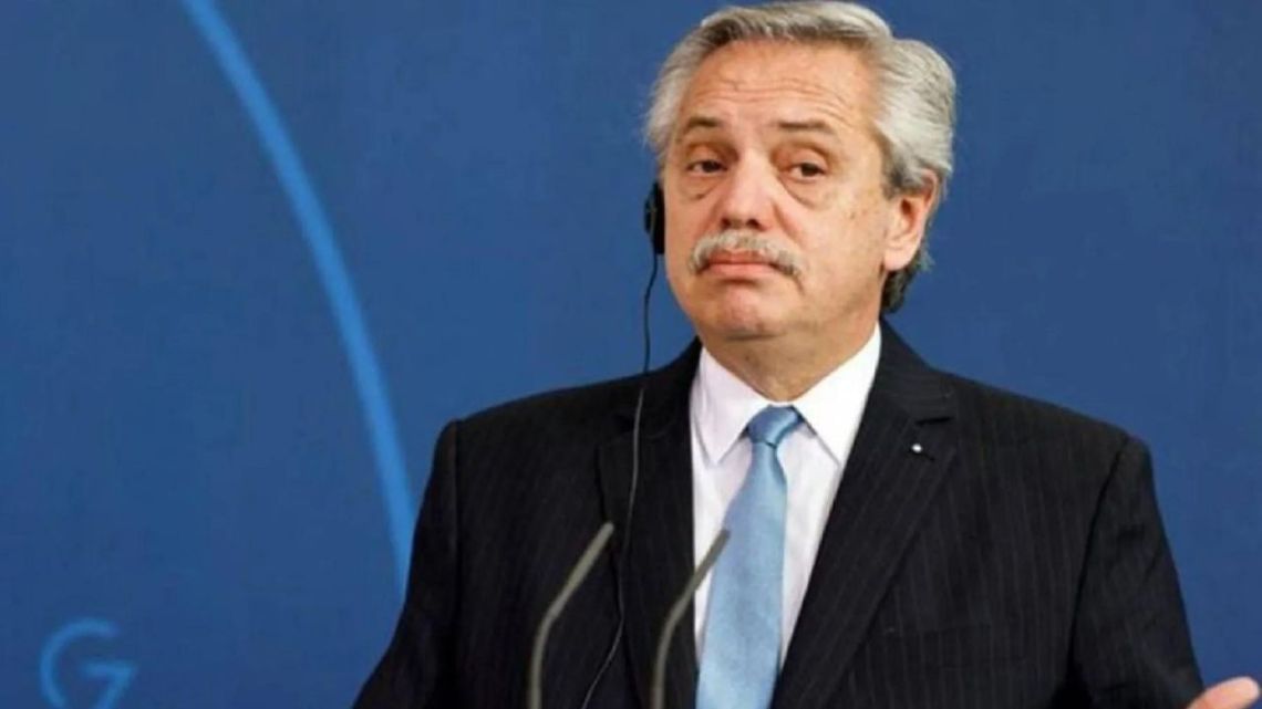 Alberto Fernández: 