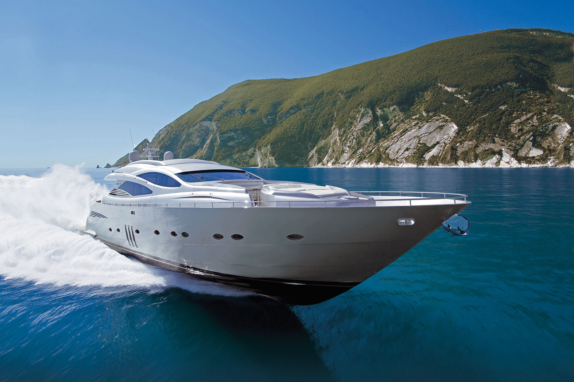 For sale: Pershing 90