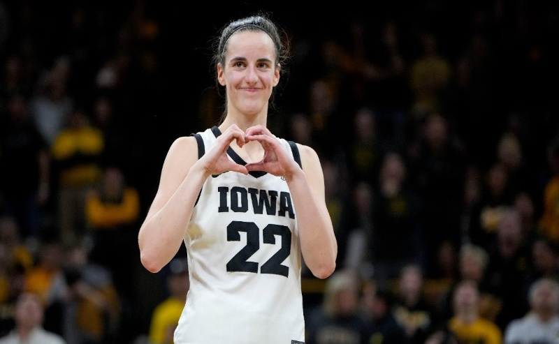 WNBA: Caitlin Clark under fire after ref controversy with Team USA ...