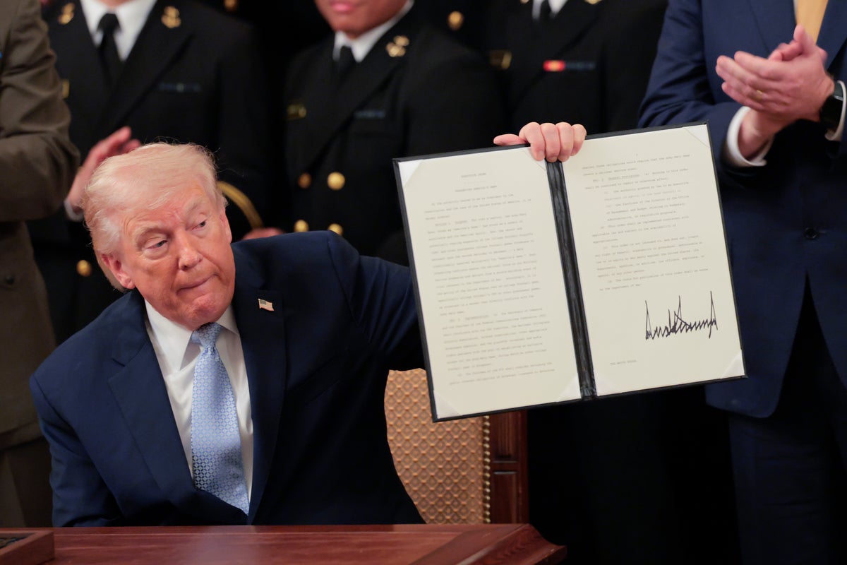 Trump’s signature to appear on US currency