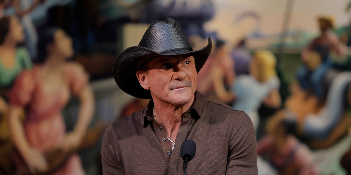 Tim McGraw brought to tears as he’s named a Country Music Hall of Fame ...