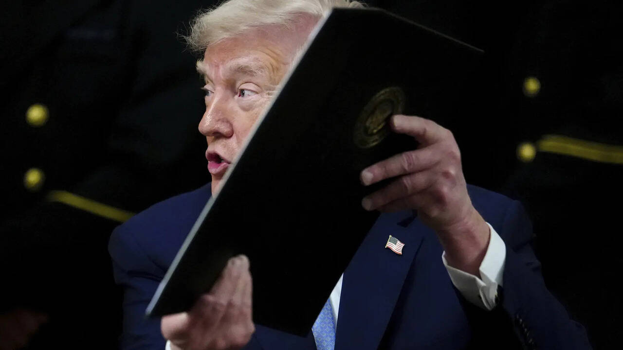 Trump signs executive order to protect Army-Navy game from college ...