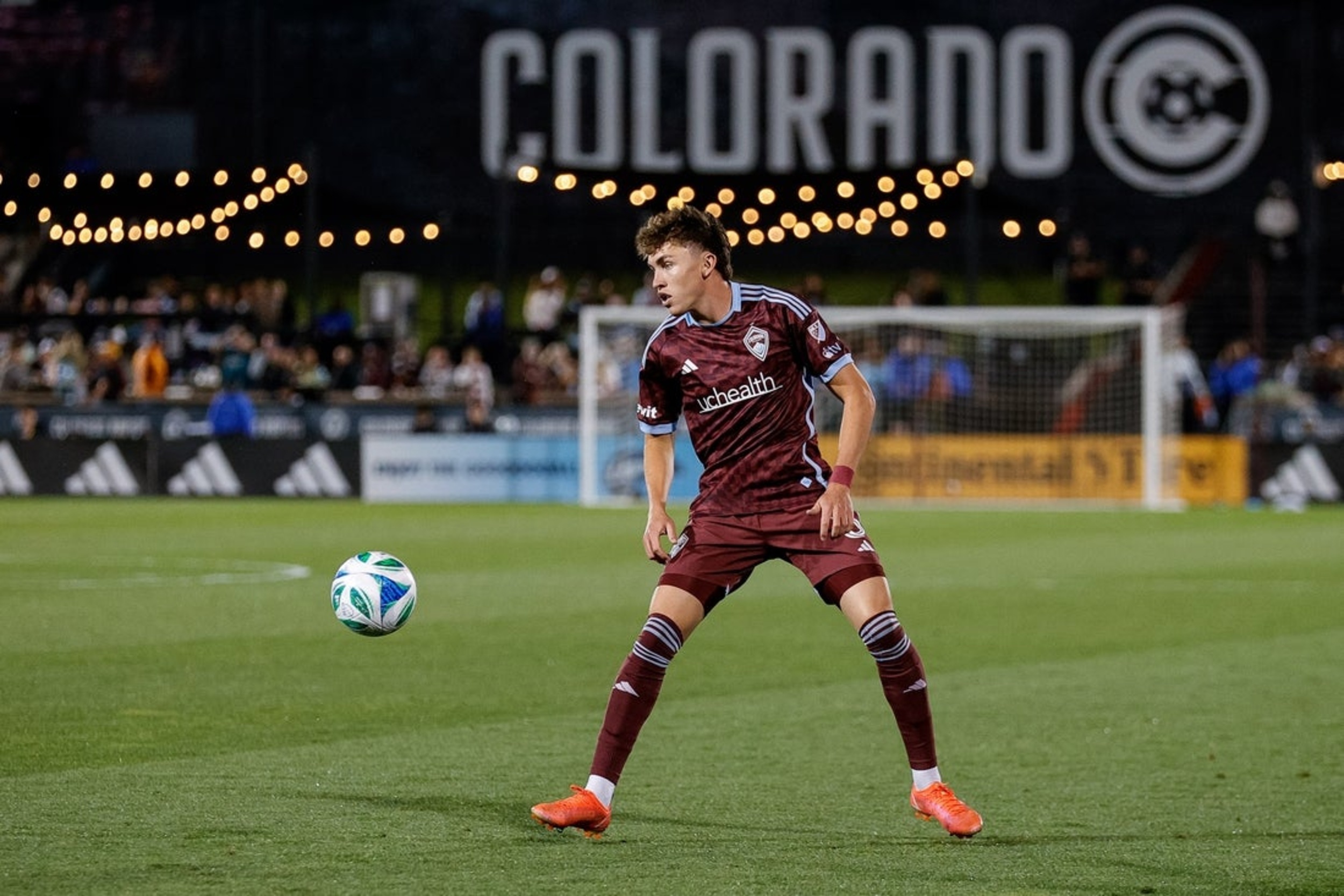 Dynamo sign free agent D Sam Vines through 2027