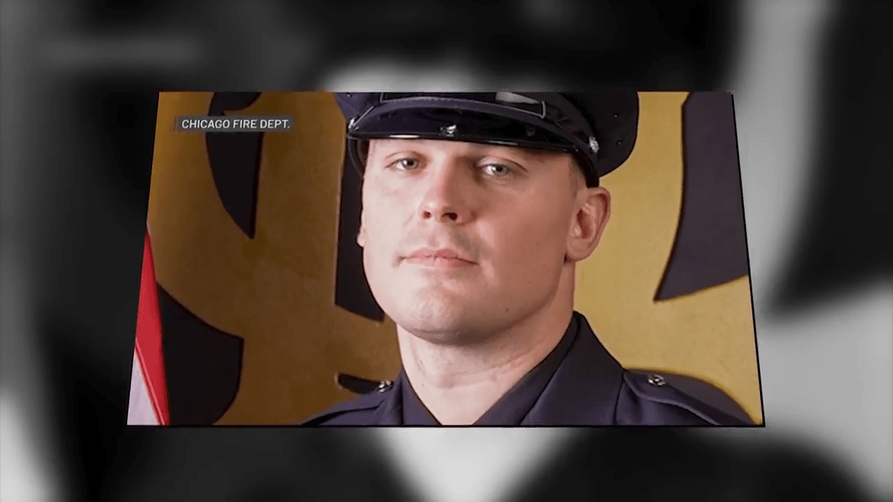 Private funeral service held for fallen Chicago firefighter Michael Altman