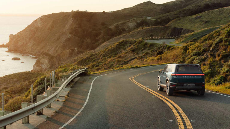 Rivian R2: Compact electric SUV with 656 HP performance