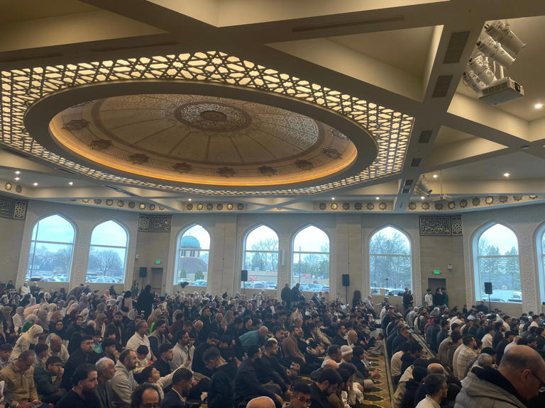 Eid celebrated by thousands in Michigan as war abroad dampens mood
