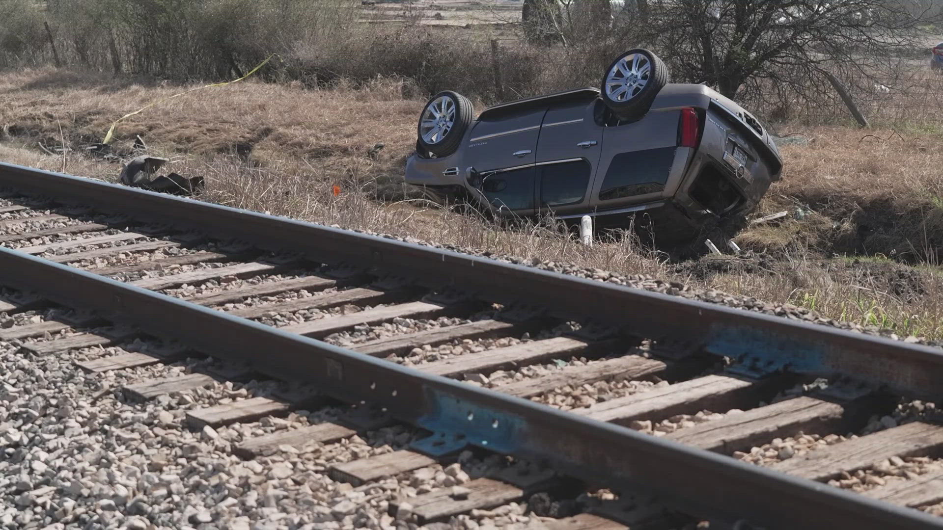 Driver killed after SUV collides with train in North Texas, officials say