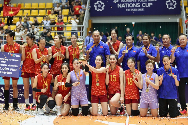 Tuyển bóng chuyền nữ Việt Nam được treo thưởng lớn