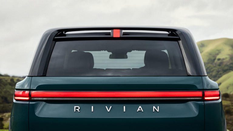 Rivian R2: Compact electric SUV with 656 HP performance