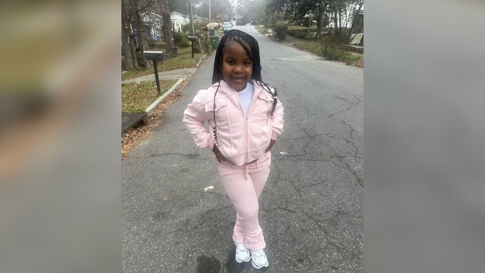 ‘My children are scared’: Mother of 7-year-old killed in shooting faces ...