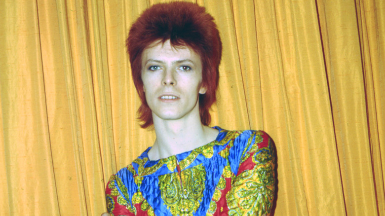 The valuable David Bowie artwork you'd be lucky to find at a thrift ...