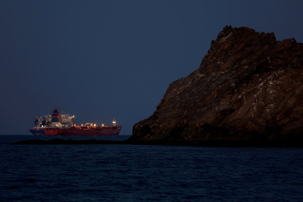 US lifts sanctions on Iranian oil at sea as prices soar