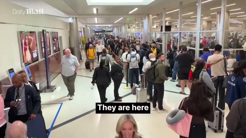 'Insanity:' Angry travelers slam lawmakers as airport waits worsen
