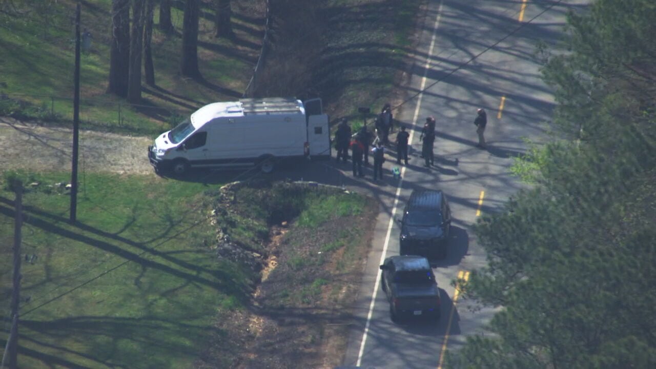 Person in custody following SWAT situation in Barrow County