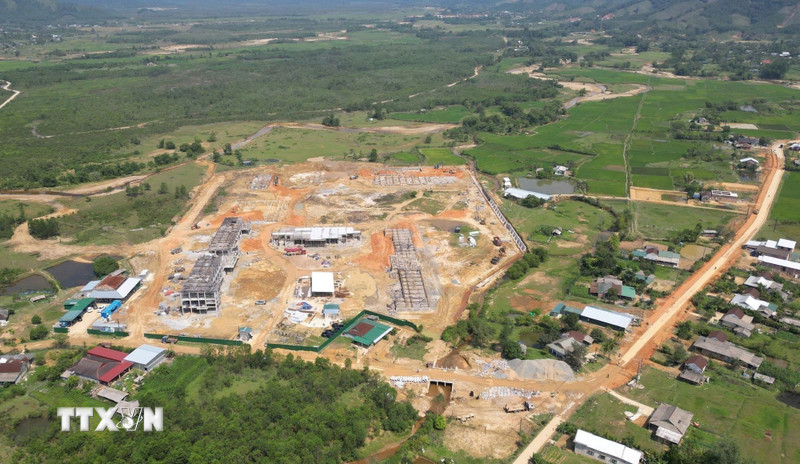 Xây trường nội trú liên cấp: Chắp cánh ước mơ cho trẻ em vùng biên