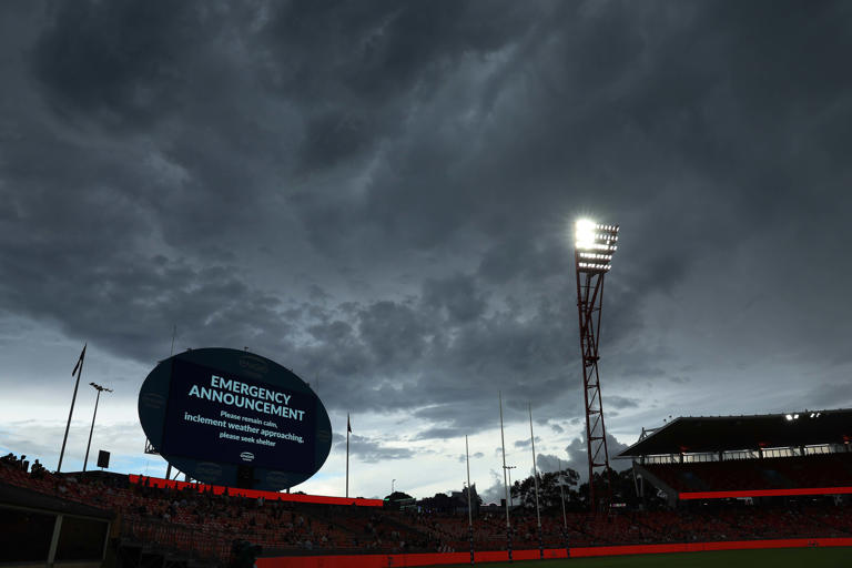 'Very dangerous' storm sees golf ball sized hail fall on parts of Sydney