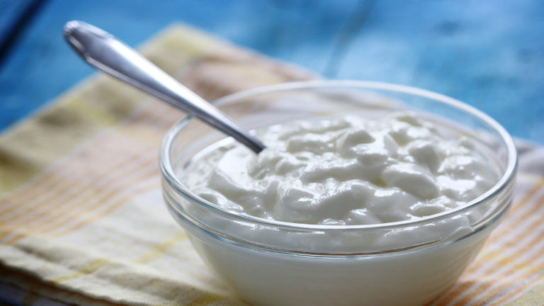 Why should you eat dahi cheeni before stepping out of the house?