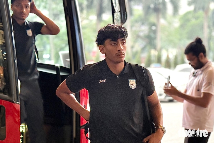 Dàn cầu thủ thi đấu châu Âu và Mỹ của tuyển Bangladesh đến Việt Nam