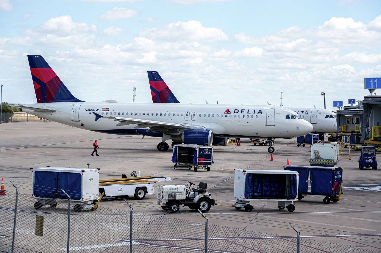 Delta announces nonstop flights to 2 new destinations from Austin this year<br><br>