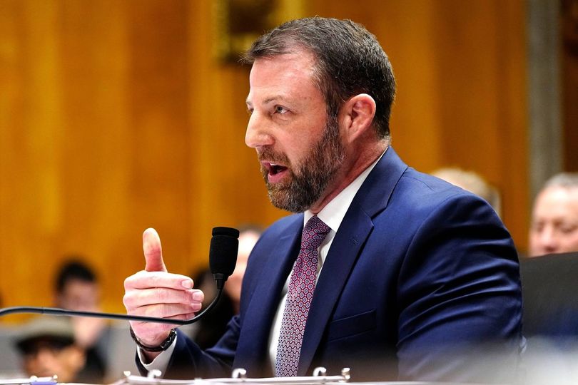 Emotional Markwayne Mullin breaks down in tears during tense DHS hearing