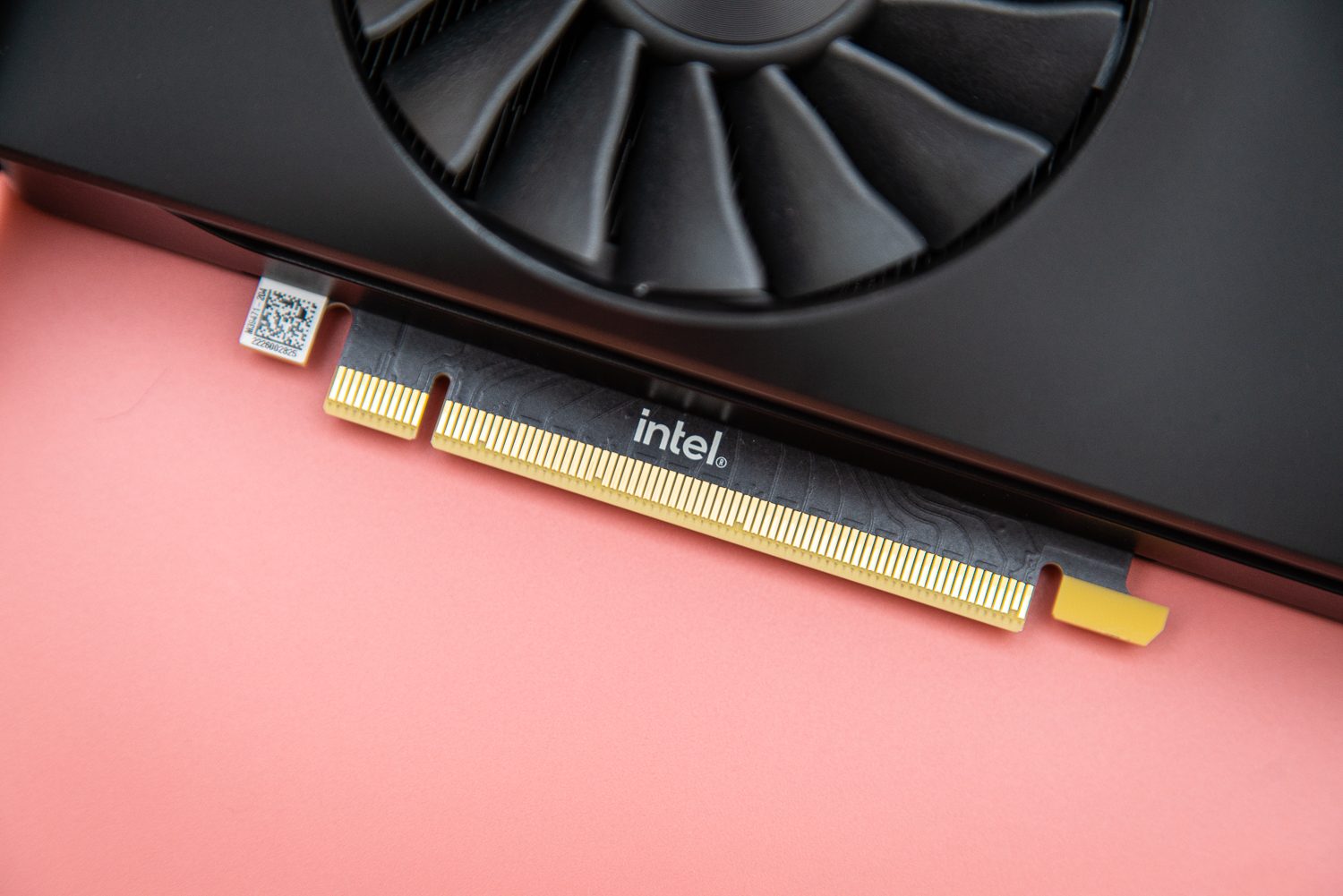 Intel Arc update adds pre-compiled shaders to speed up game load times ...