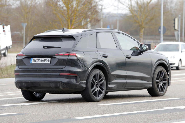Audi Q4 2026, il restyling cambia più di quanto sembri: ecco tutte le ...