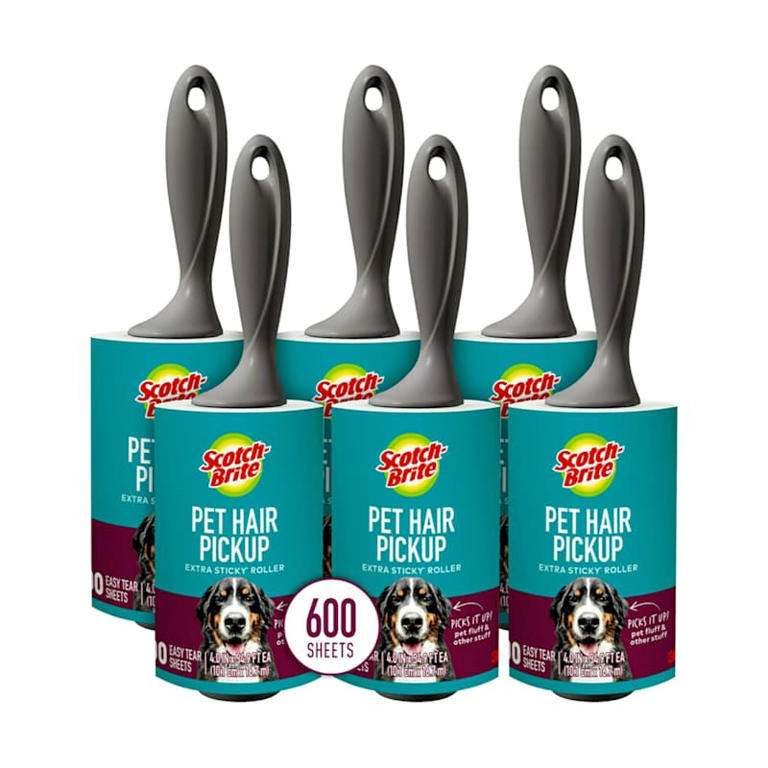 Why I always keep a lint roller in my kitchen (and you should, too!)