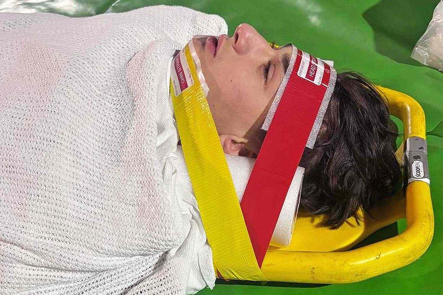 Teen boy paralyzed after he tripped in freak accident at trampoline ...