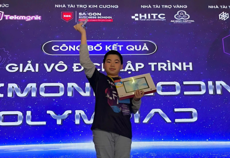 Nam sinh 12 tuổi đạt giải vàng cuộc thi vô địch quốc gia STEM, AI và robotics