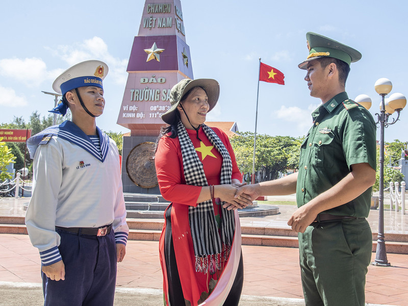 Rám màu lính đảo Trường Sa