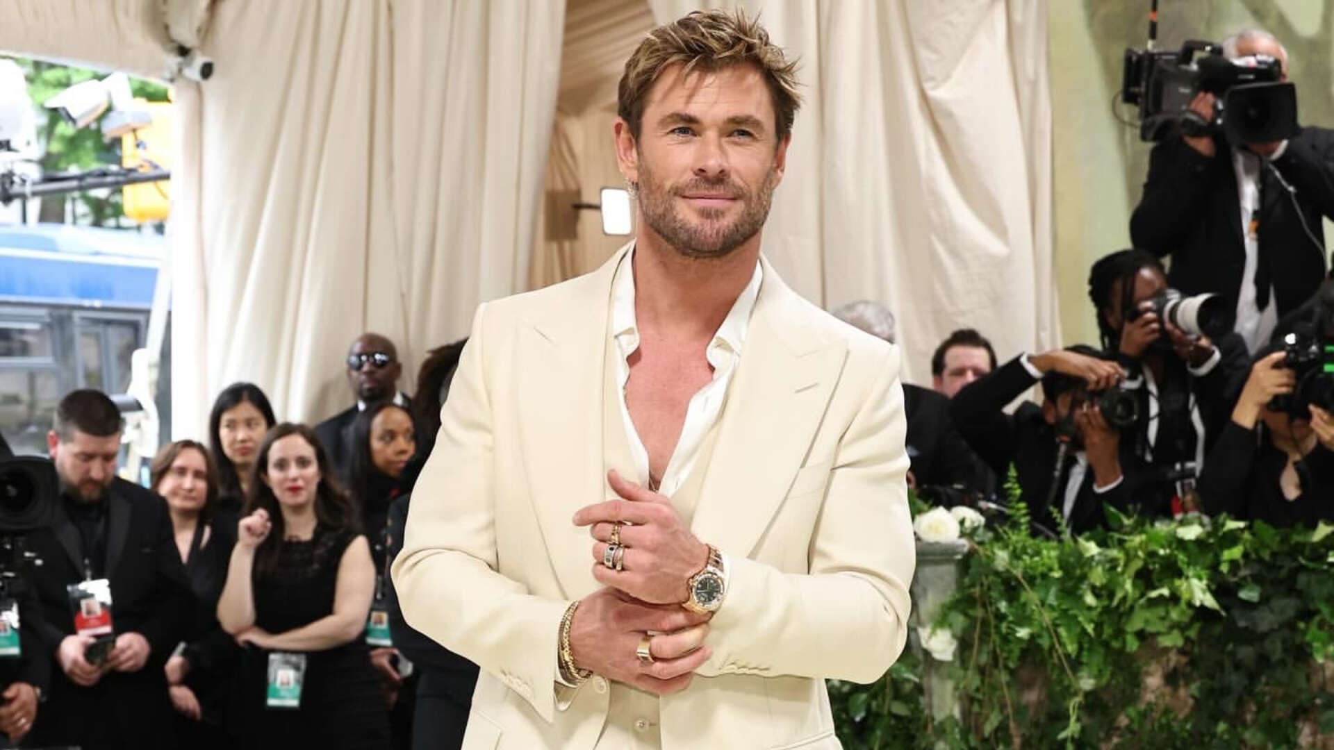 7 things women find attractive in a man, reveals dating expert