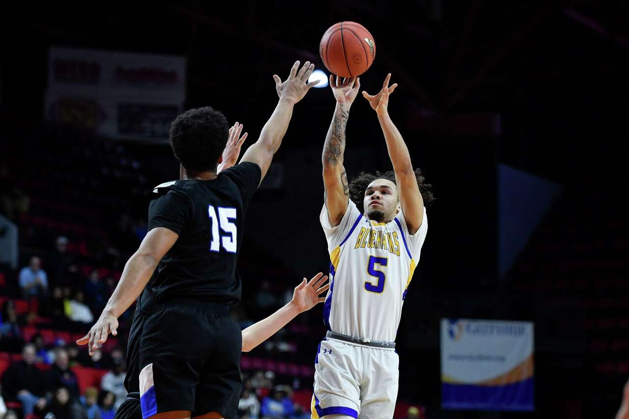 Eli Prince powers Westhill past Hudson in the Class A boys