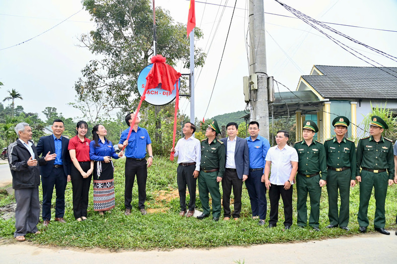 Nhiều hoạt động ý nghĩa tại chương trình Tháng Ba biên giới