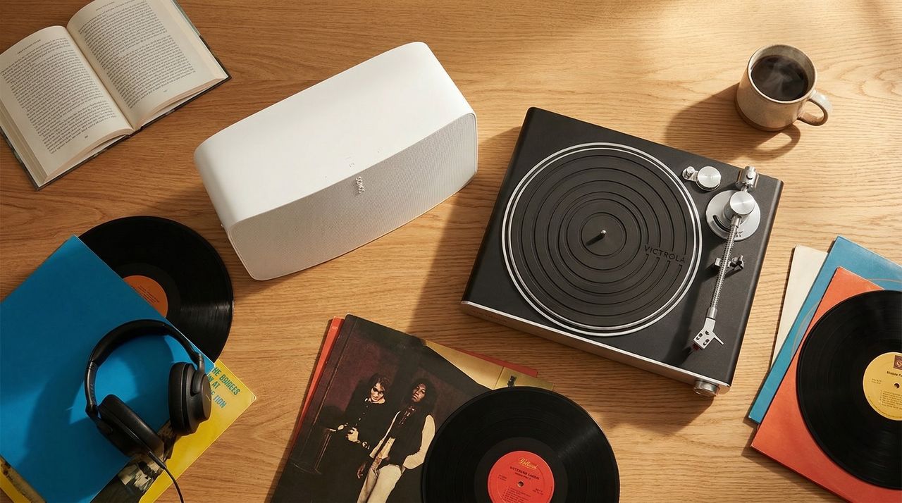 4 wireless turntable systems with Bluetooth and Sonos compatibility