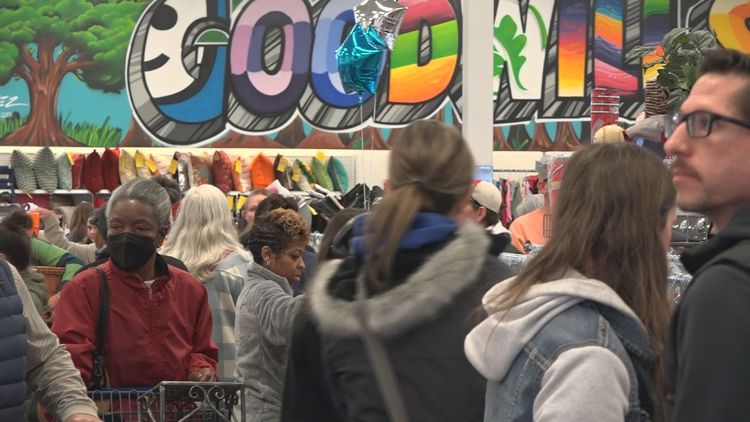 New Goodwill opens in Sylvania, drawing hundreds on opening day
