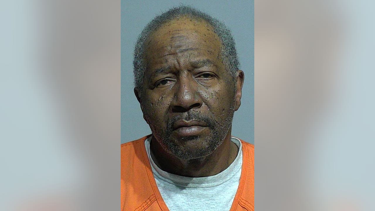 Milwaukee stabbing; man convicted of killing nephew sentenced