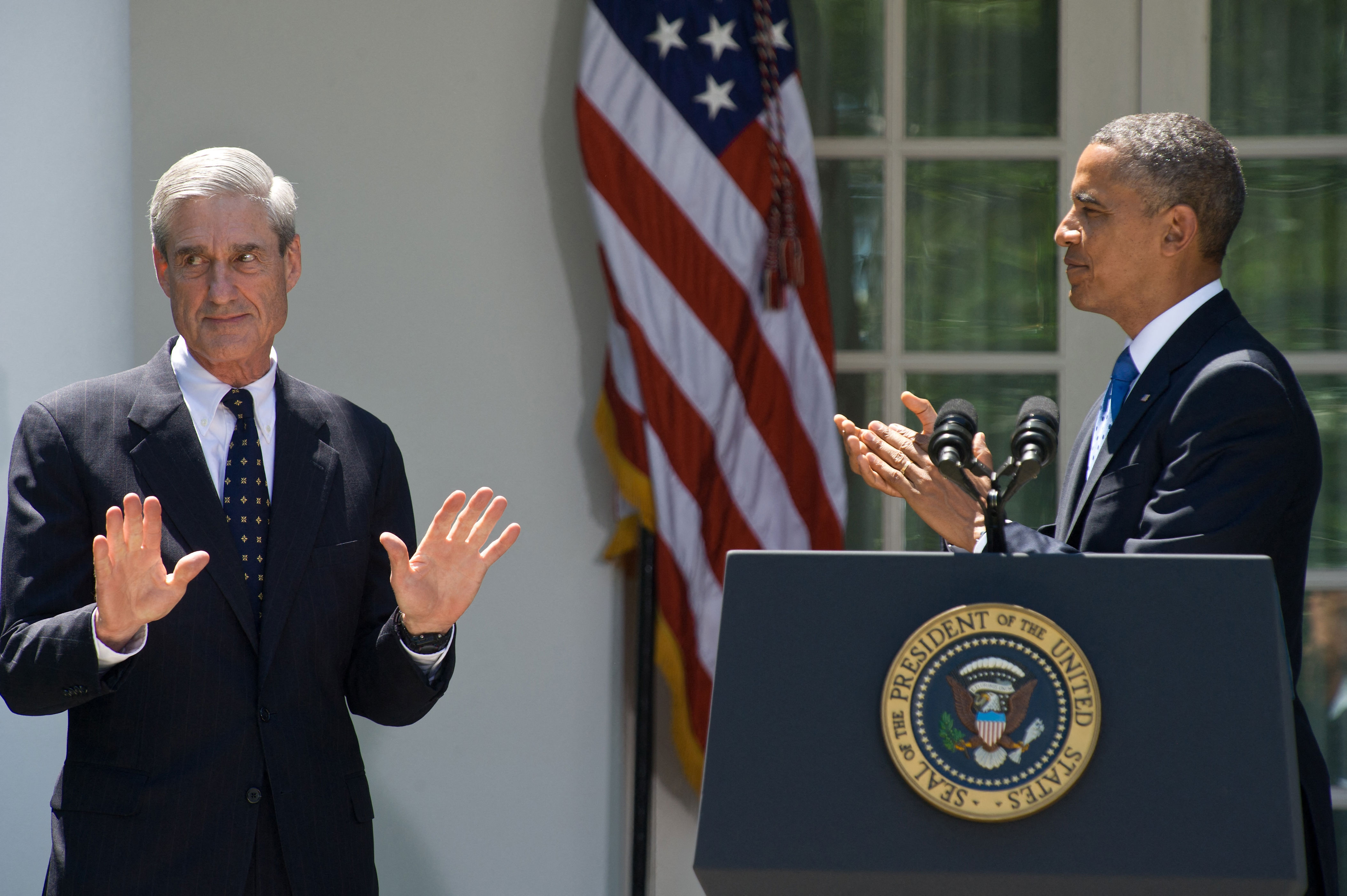 Robert Mueller, ex-FBI director at center of political tempest, dies at 81