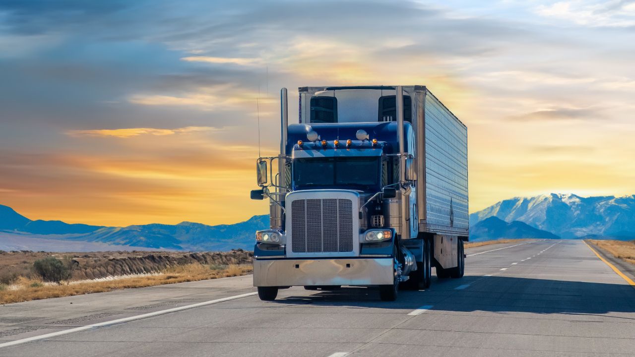 A bird flu truck crash just shut down a major Indiana highway — yes, the cargo was dead ducks<br><br>