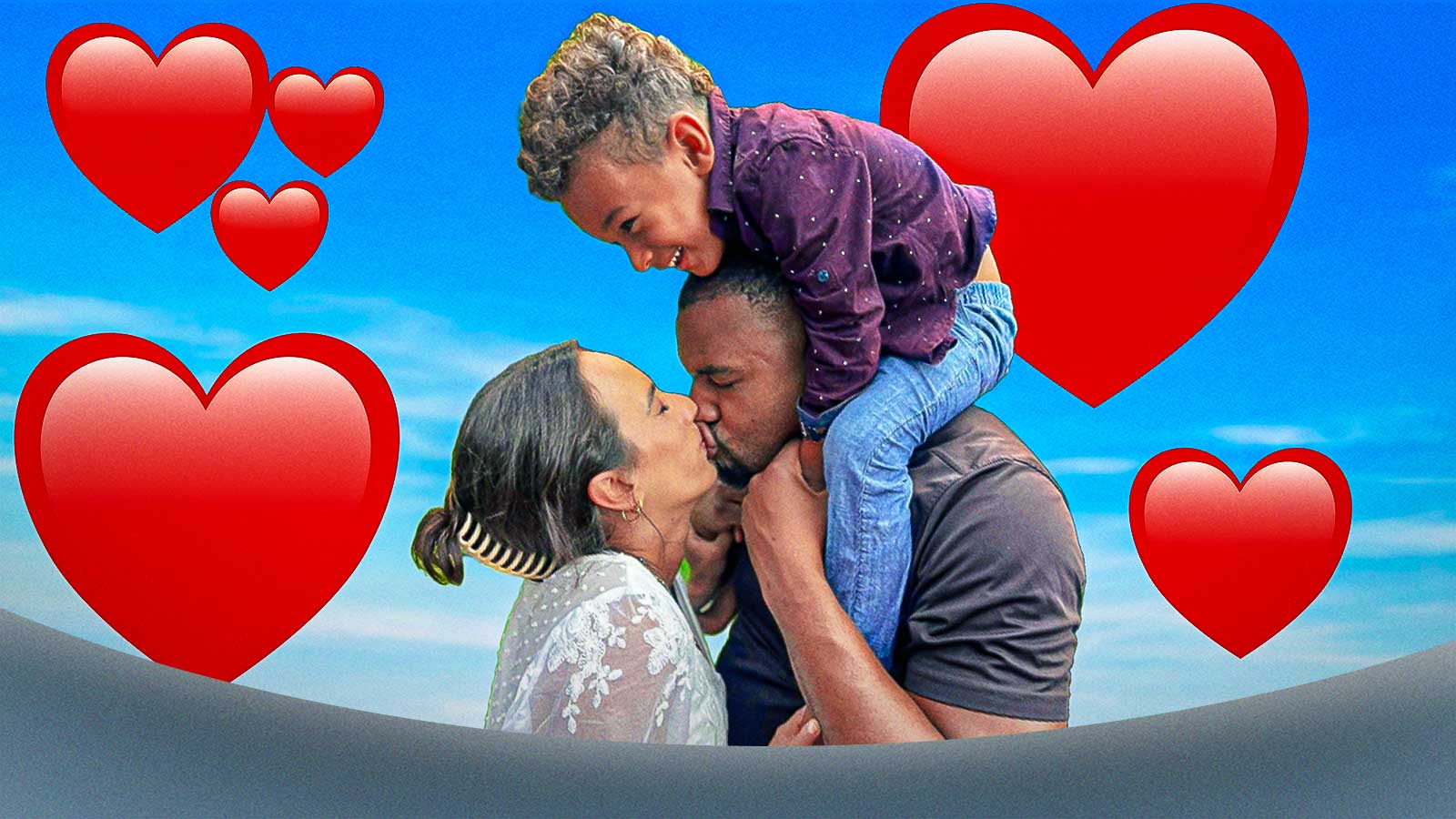 Former WWE champion and wife expecting third child<br>