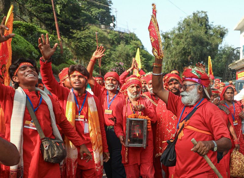 Vaishno Devi yatra suspended amid rush due to ongoing Chaitra Navratri