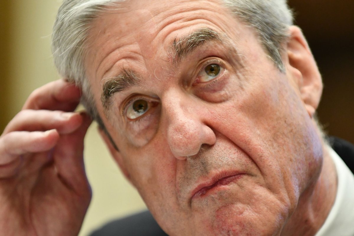 Robert S Mueller III, who investigated Trump, led FBI, dies at 81<br><br>