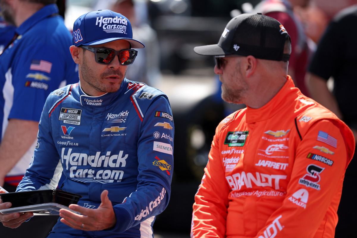 NASCAR makes last minute change to Darlington schedule due to weather<br>