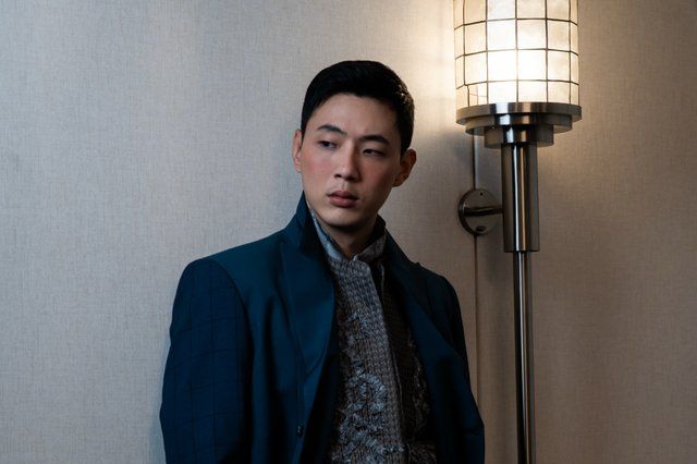 Korean actor Kim Ji Soo made his runway debut for Filipino fashion ...