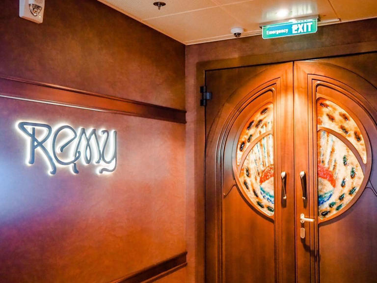Remy brunch review: adult-only dining on a Disney cruise