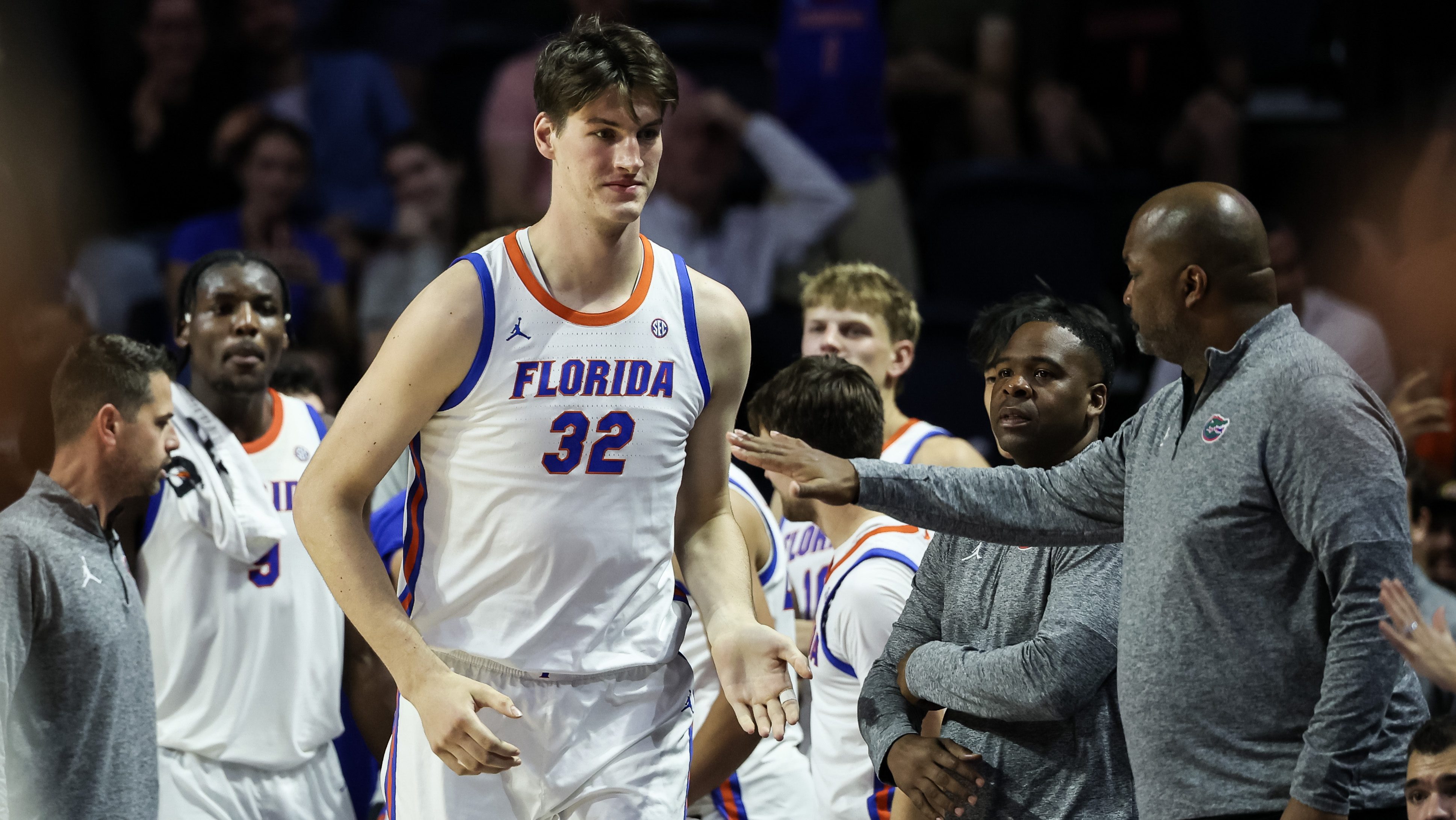 Olivier Rioux: Why Florida’s 7-foot-9 freshman doesn’t play more